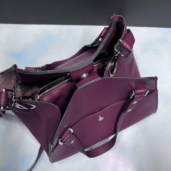 Steve Madden medium size. Crossbody bag. - Picture 13 of 14